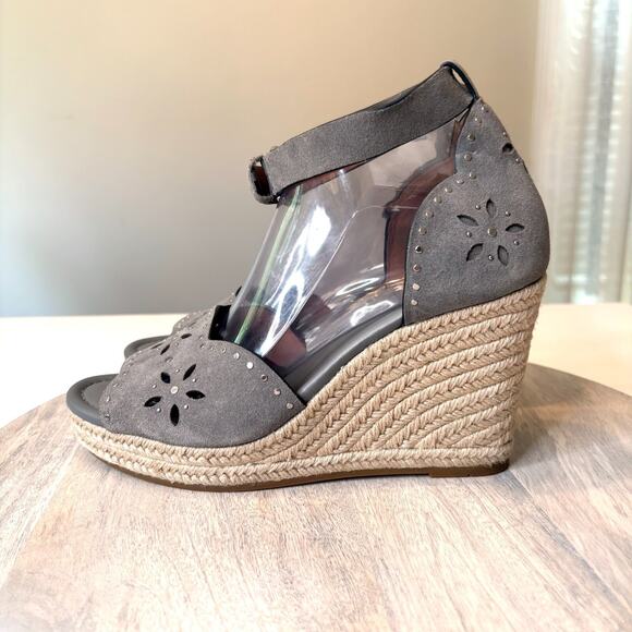 Coach Kelsi Wedge Espadrille Heathered Gray Suede Studded Sandals US Size 9.5 - Picture 3 of 12